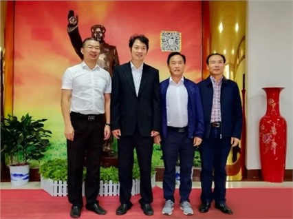 湖南省政府副秘書長、辦公廳主任陳仲伯一行蒞臨【湘潭恒欣】指導(dǎo)工作